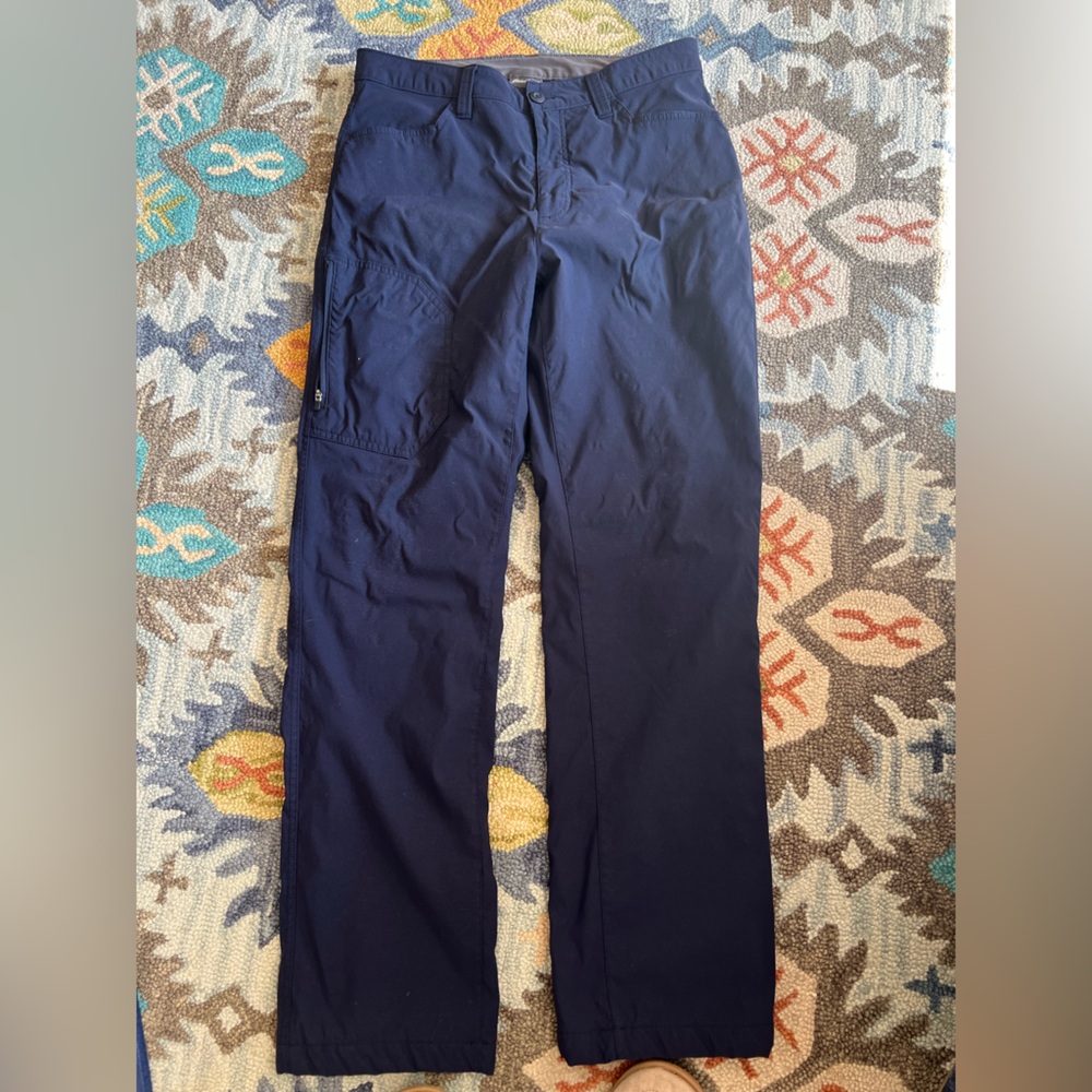 Eddie Bauer Men's Dark Blue Cargo Pants